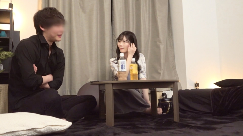 オンラインゲームから飛び出した色白美女！隠れ巨乳FカップとキスまみれSEX