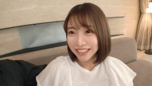 【はる】美人アナ似の美女！悲しい過去からの潮吹きSEX