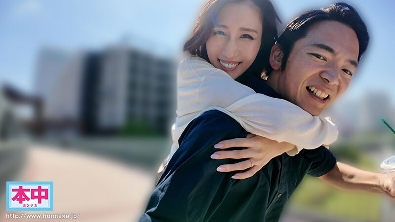 絶対バレてはいけないのに、中出し…中学の娘の担任教師と朝まで火遊び不倫デート JULIAのサンプル画像3
