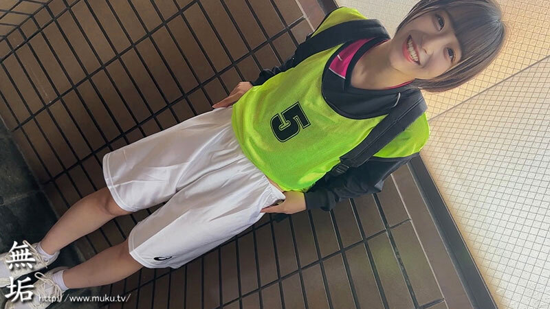 部活帰りの汗だく美少女と練習着のまま即ハメ青春SEX！ 運動部女子6人 性が乱れる中出しBESTのサンプル画像1