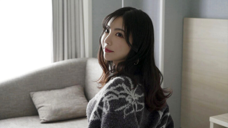 人妻の花びらめくり 吉澤友貴のサンプル画像1