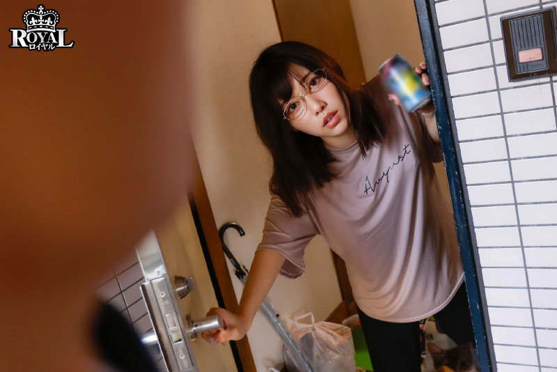 フられてズボラ痴女化し僕のチ○ポを貪り尽くすメンヘラ巨乳従姉 さつき芽衣のサンプル画像1